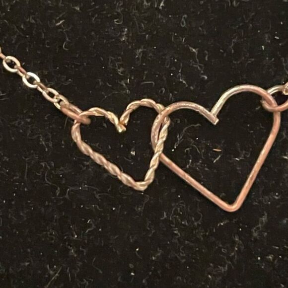 16” gold tone necklace with two interlocking open hearts pendant - Picture 6 of 8